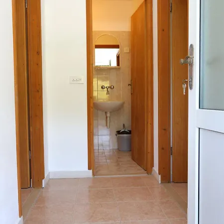 Seaside Secluded Cove Rasohatica, Korcula - 5453 * Zrnovo